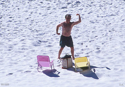 Body by Jake? -- NOT.  25 October 1999, Destin, FL, by David J. L'Hoste.
