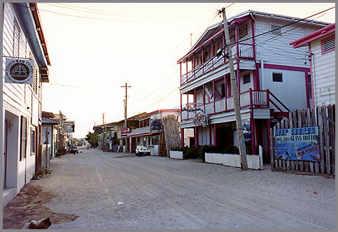 Holiday Hotel, San Pedro Town